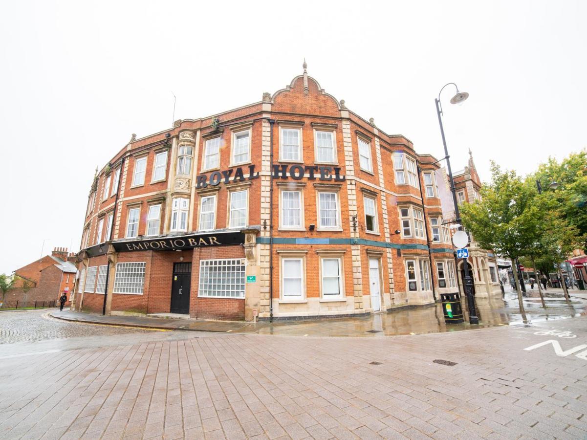 The Royal Hotel Kettering Buitenkant foto